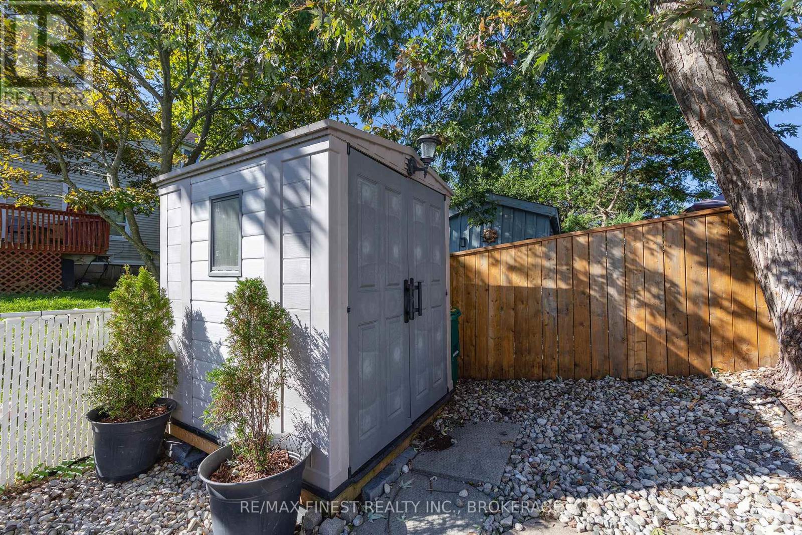 1377 BRACKENWOOD CRESCENT - Image 46