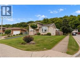 12 Brae Crest Drive, Hamilton, ON L8G3A6 Photo 25