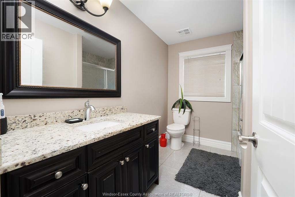 2340 RANKIN AVENUE - 20