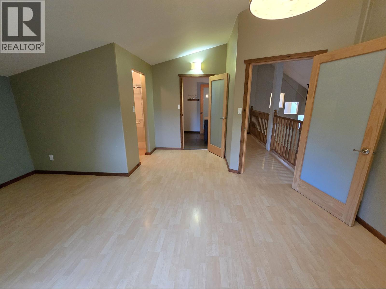 5024 AGAR AVENUE - 18