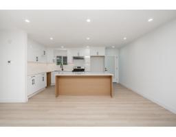 6738 128b Street, Surrey, BC V3W7C4 Photo 8