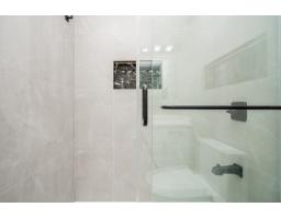 6738 128b Street, Surrey, BC V3W7C4 Photo 19