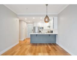 305 15368 16a Avenue, Surrey, BC V4A1S9 Photo 9