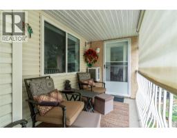 251 6 Street Se Unit# 303, Salmon Arm, BC V1E1J9 Photo 25