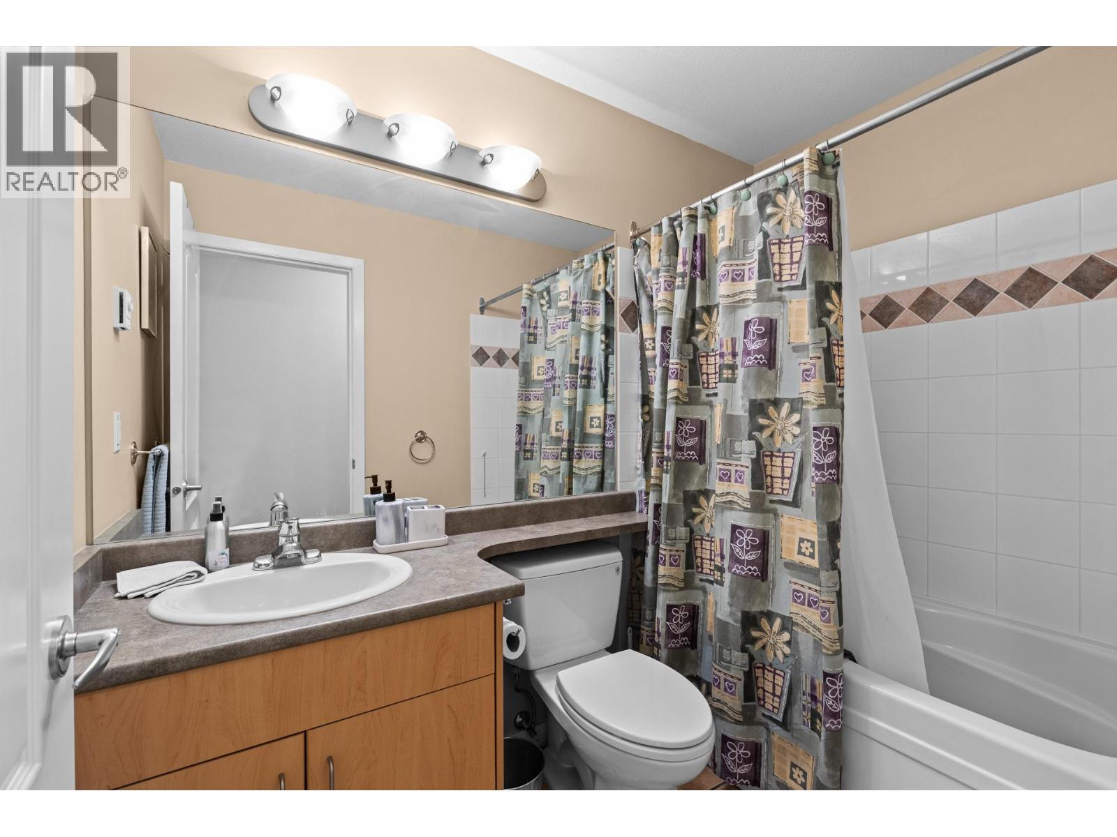 7600 COTTONWOOD Drive Unit# 7, Osoyoos