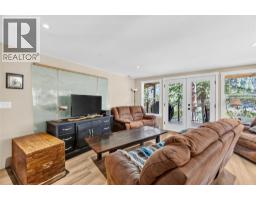 199 Farleigh Lake Road, Penticton, BC V2A6J7 Photo 13