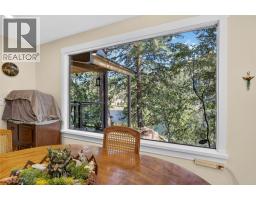 199 Farleigh Lake Road, Penticton, BC V2A6J7 Photo 12