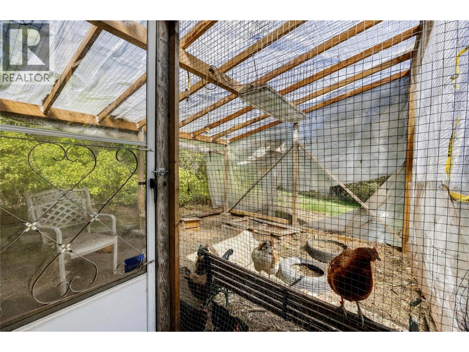 199 FARLEIGH LAKE Road - 35