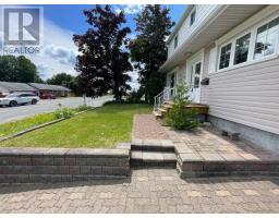 66 Dieppe Ave, Elliot Lake, ON P5A1H3 Photo 34