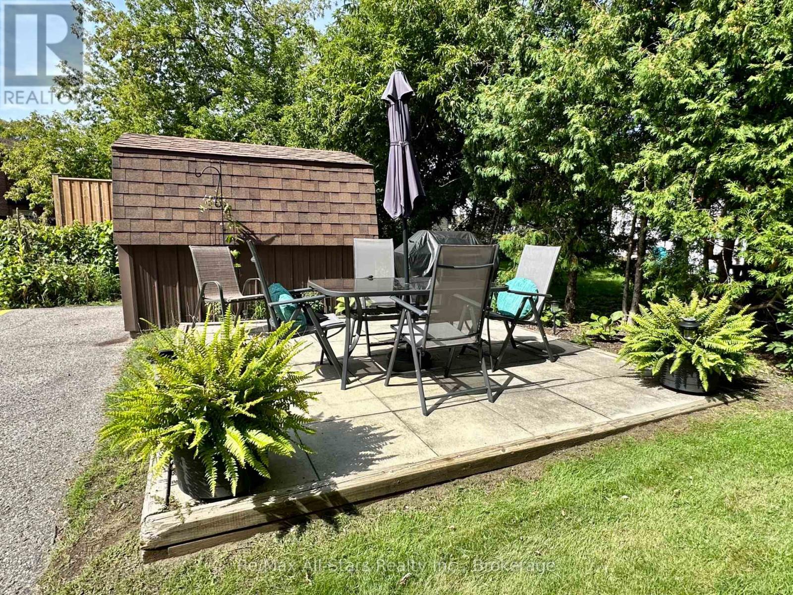 #101 15 CLIFTON STREET - 10