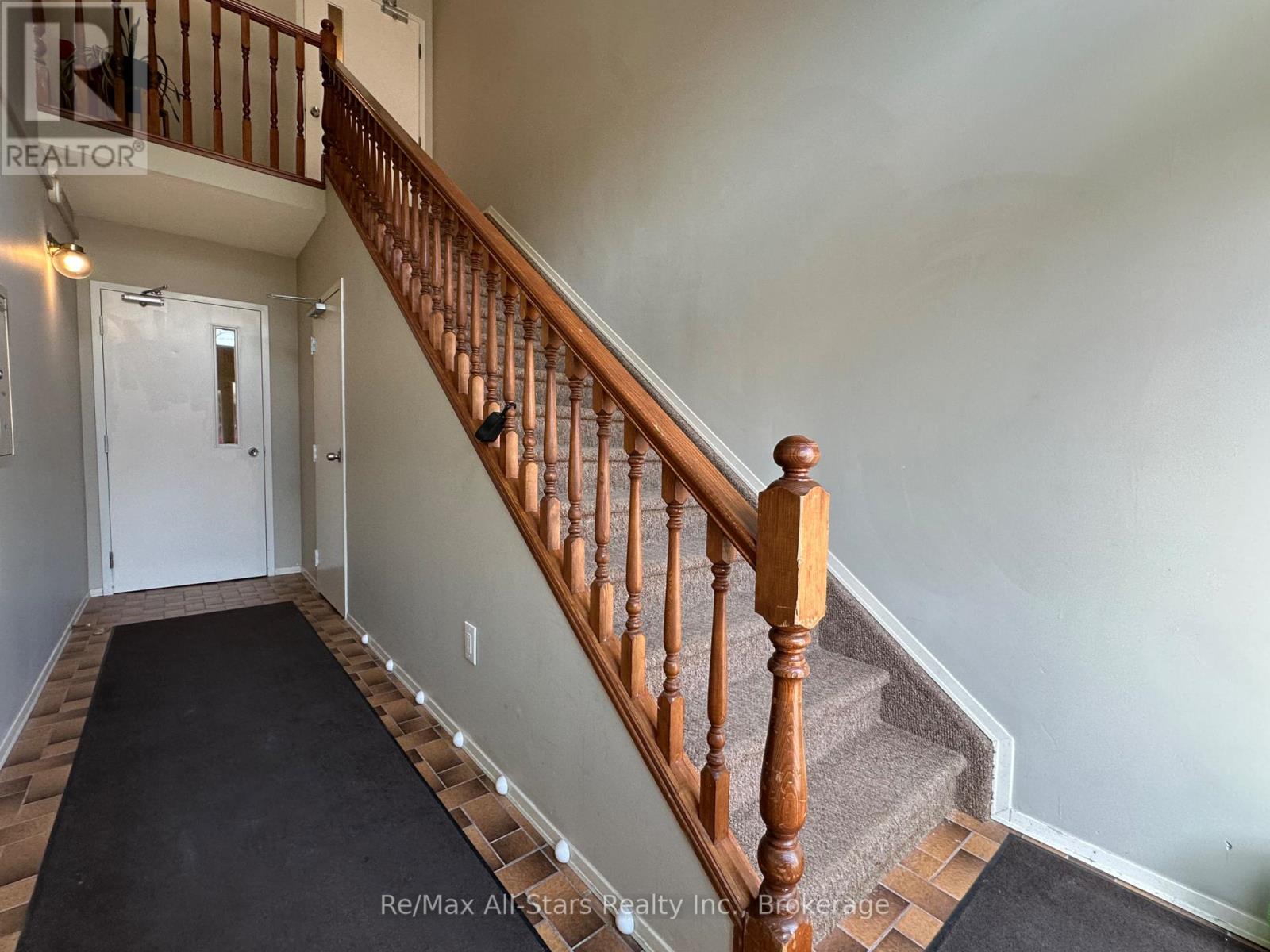 101- 15 Clifton Street, Kawartha Lakes, ON photo 14