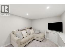 704 Mcpherson Avenue, Saskatoon, SK S7N0X8 Photo 25