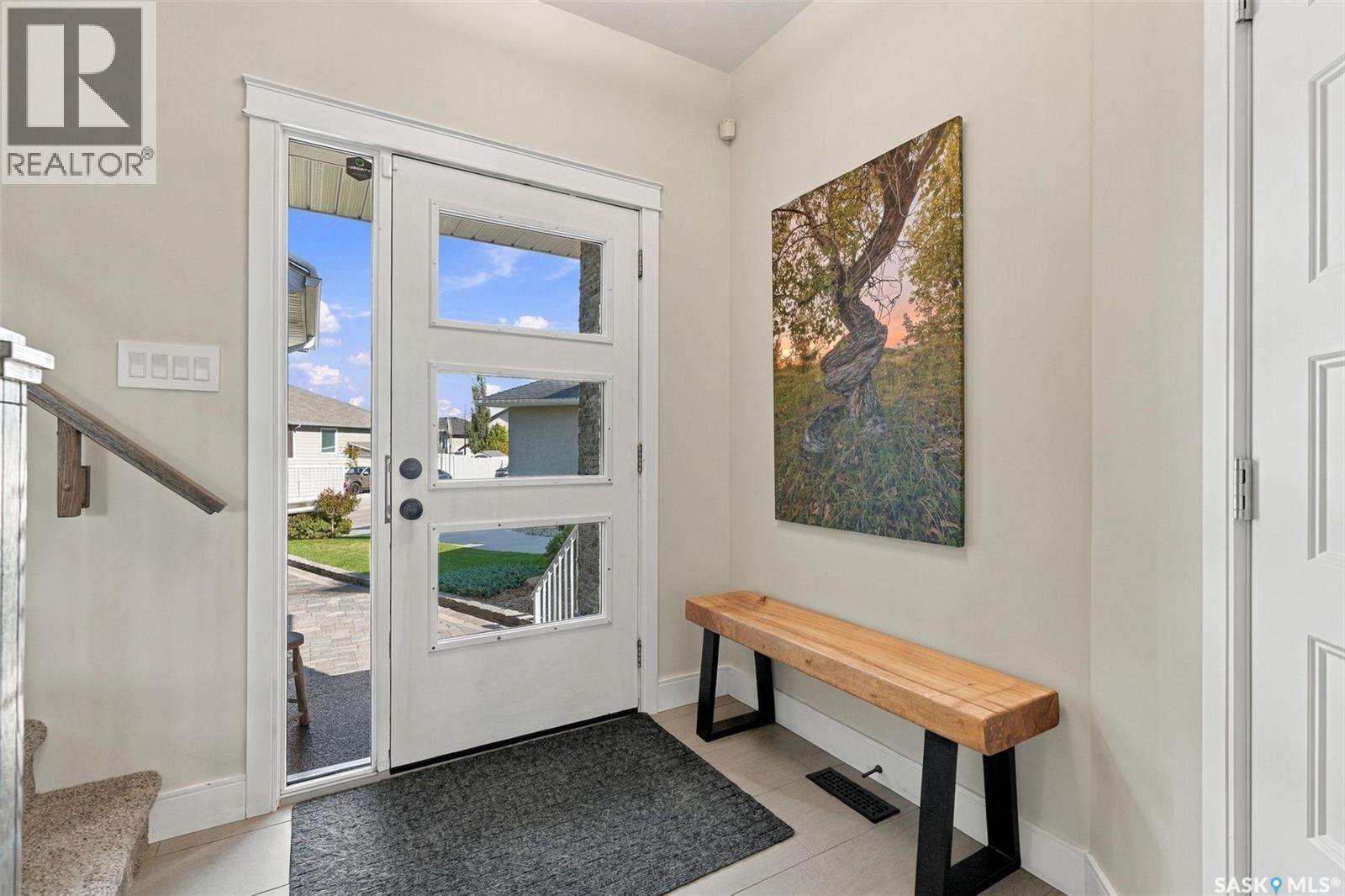 151 GLACIAL SHORES COURT, Saskatoon — photo 2