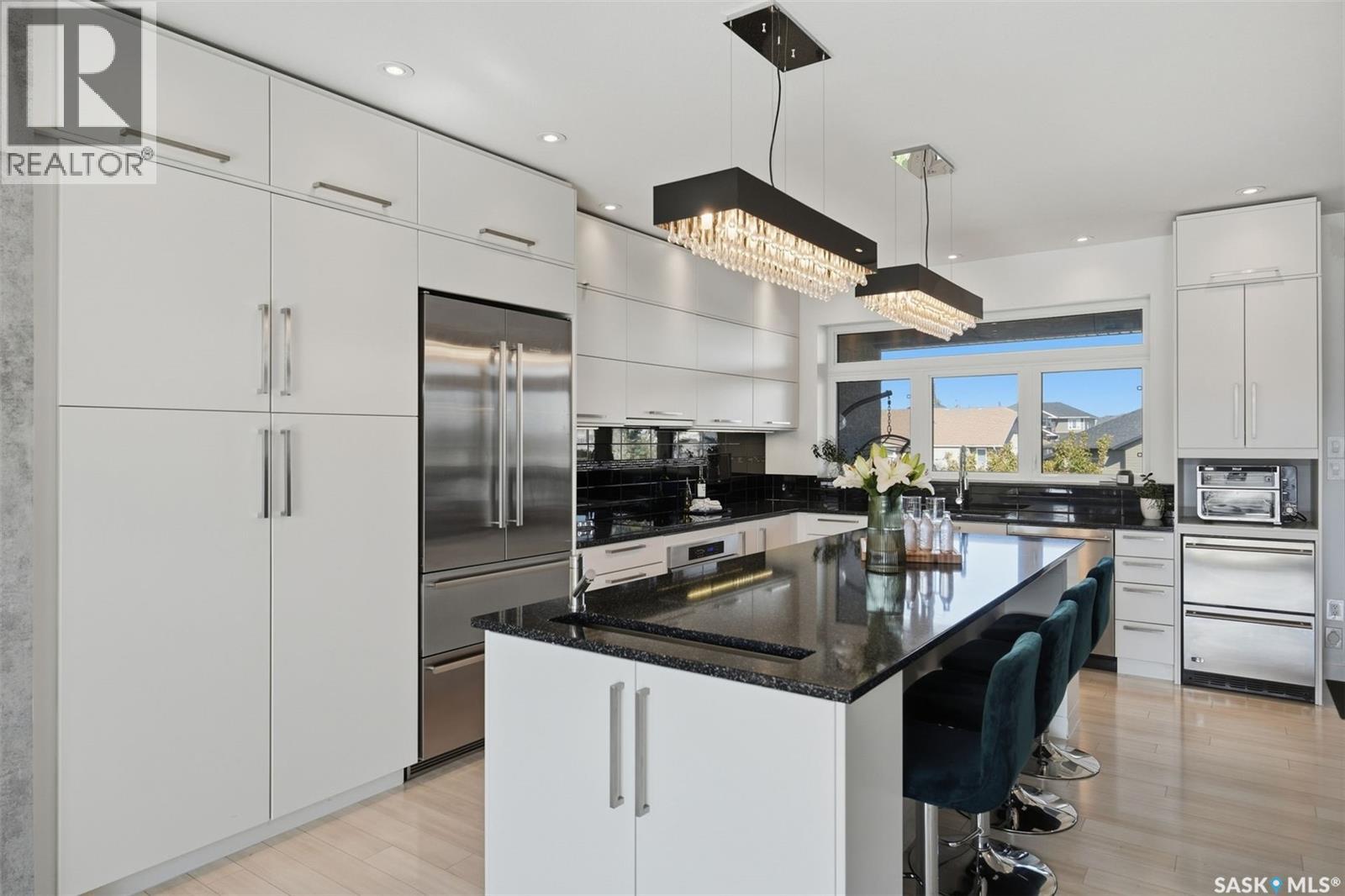 424 Faldo CRESCENT - 2