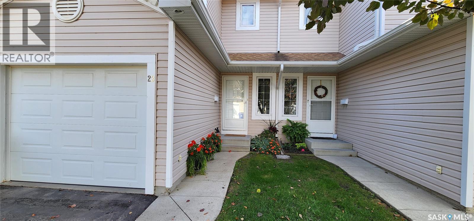 23 215 Pinehouse DRIVE, Saskatoon