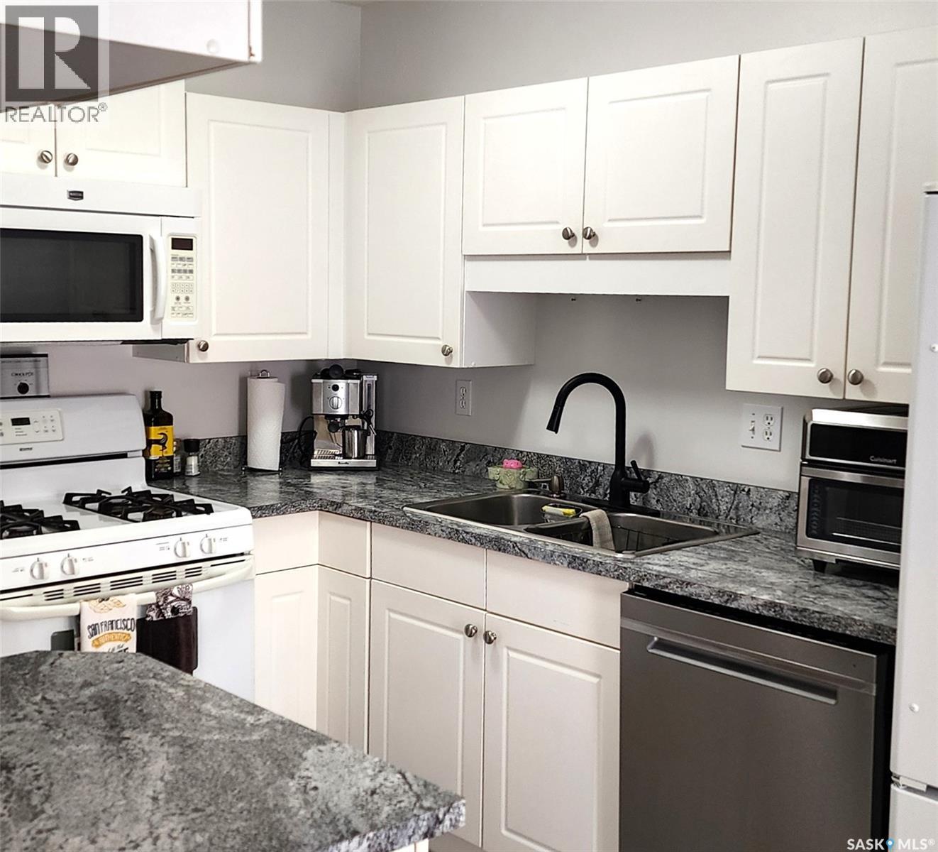 23 215 Pinehouse DRIVE, Saskatoon — photo 12