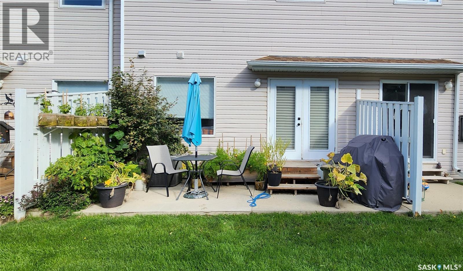 #23 215 Pinehouse DRIVE - Image 37