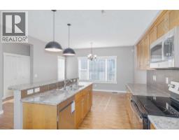 2pc Bathroom - 345 Mckenzie Towne Drive Se, Calgary, AB T2C4Z5 Photo 11