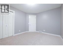 345 Mckenzie Towne Drive Se, Calgary, AB T2C4Z5 Photo 25