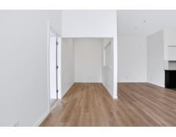 523 13733 107a Avenue, Surrey, BC V3T0B7 Photo 10