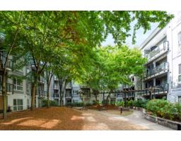 523 13733 107a Avenue, Surrey, BC V3T0B7 Photo 23