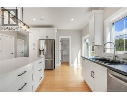 Foyer - 4 Spirea Street, New Maryland, NB E3C0S6 Photo 12