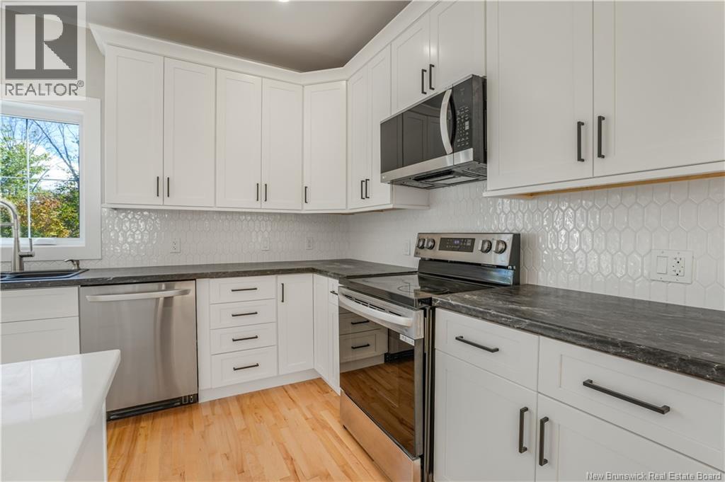 4 Spirea Street - 13