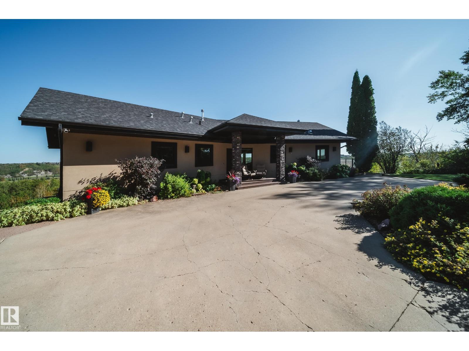 240 GRANDISLE PT NW, Edmonton, Alberta, T6M2P1, Edmonton, Alberta — photo 4 of 5
