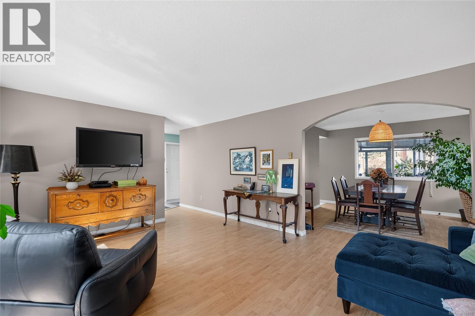 3560 Falcon Dr - 11