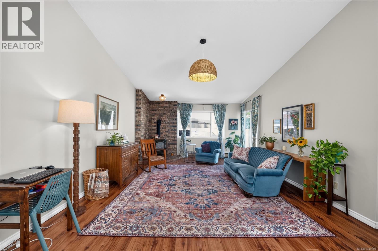 3560 Falcon Dr - 21
