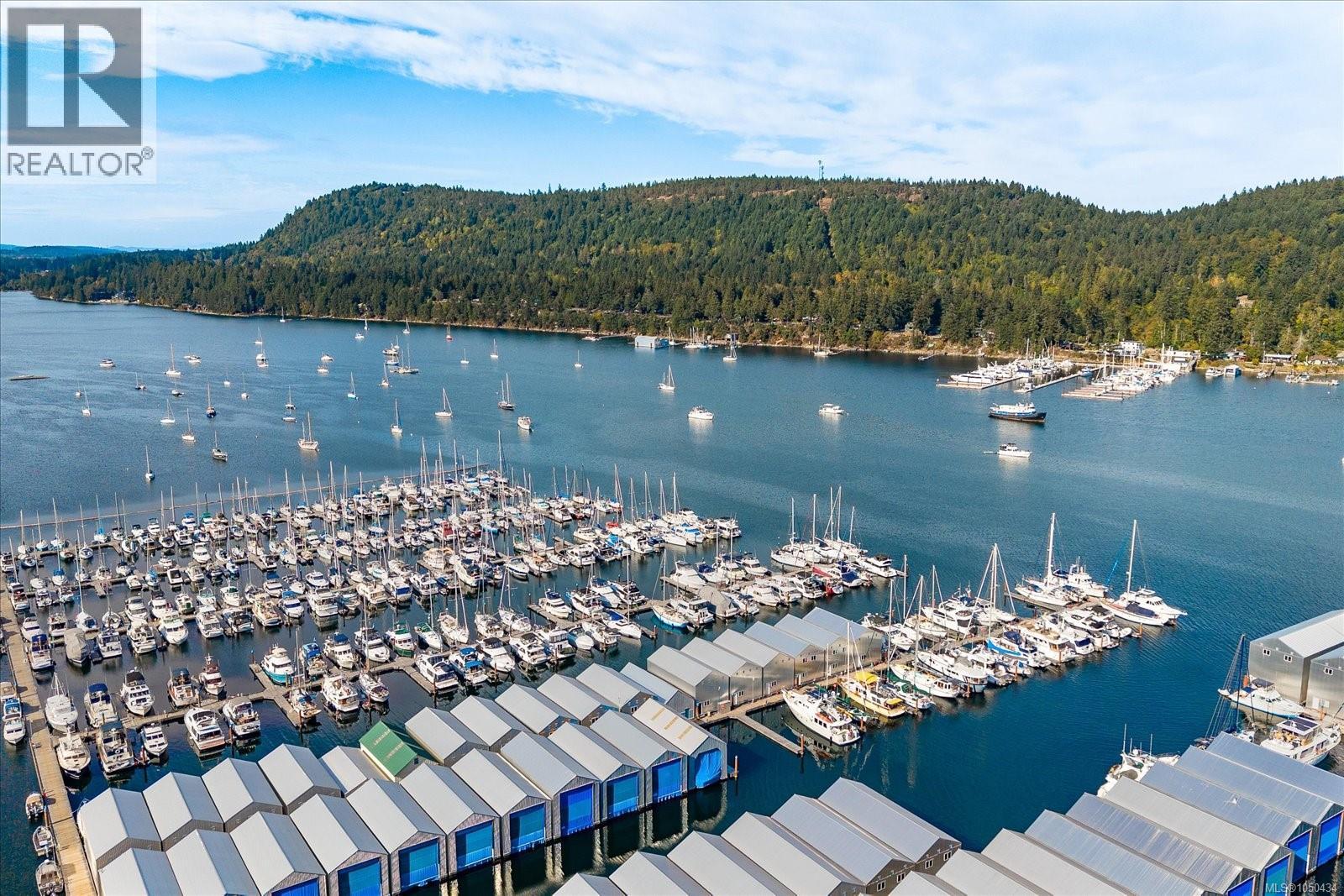 #7 152 Marina View Dr - 32