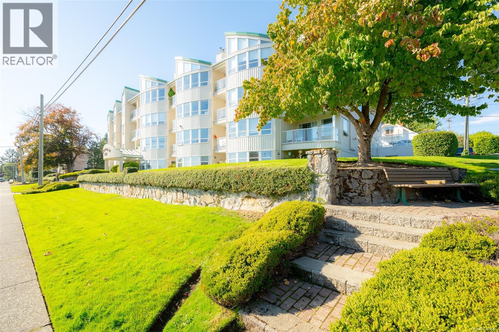 #401 355 Stewart Ave - 4