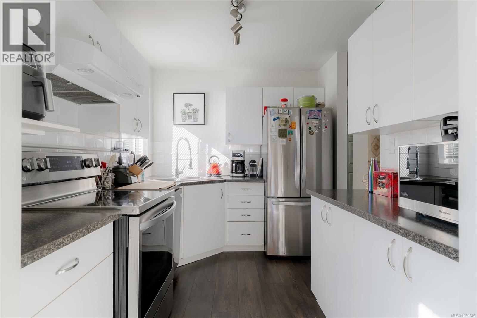 #401 355 Stewart Ave - 15