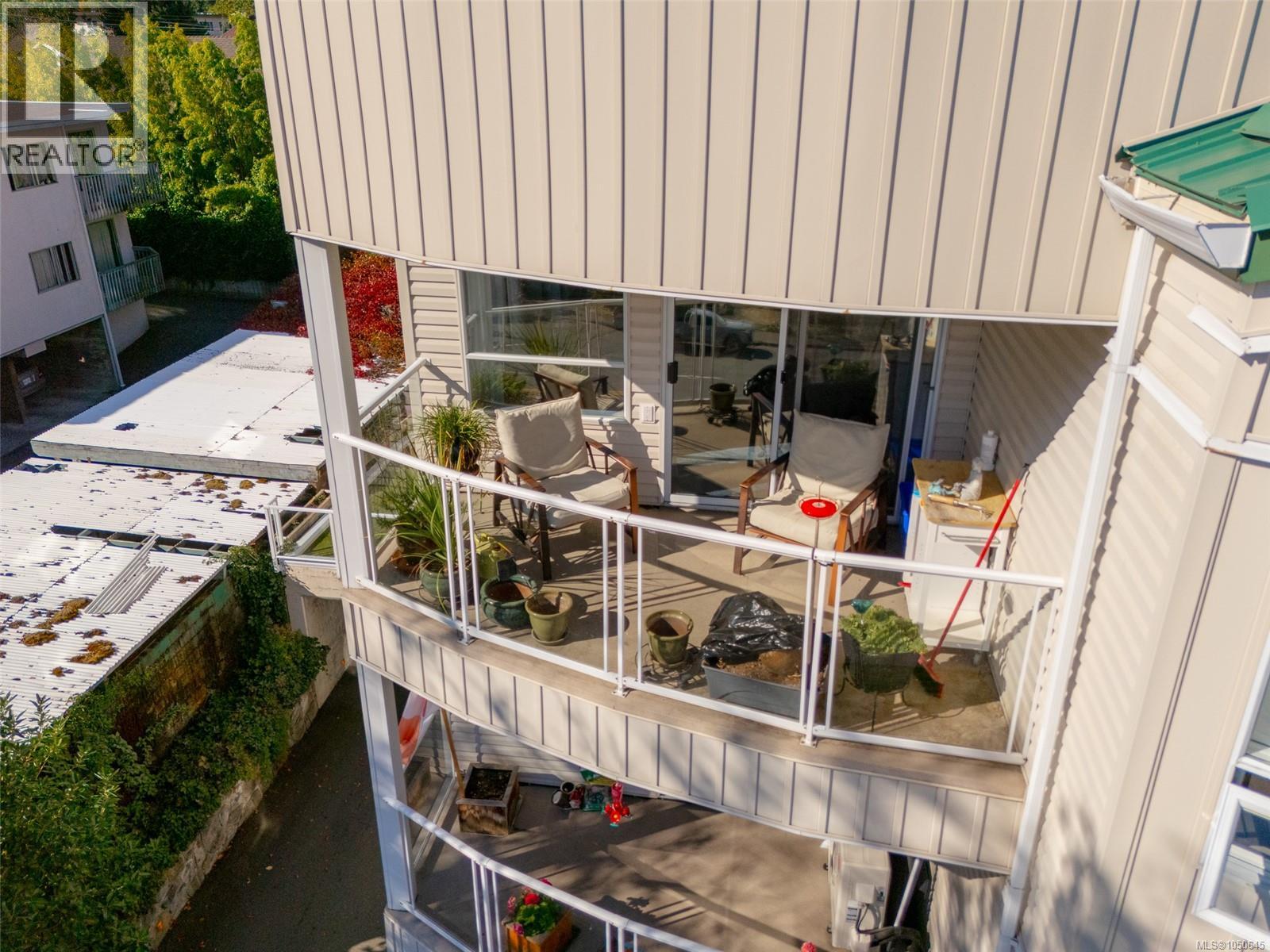 #401 355 Stewart Ave - 23