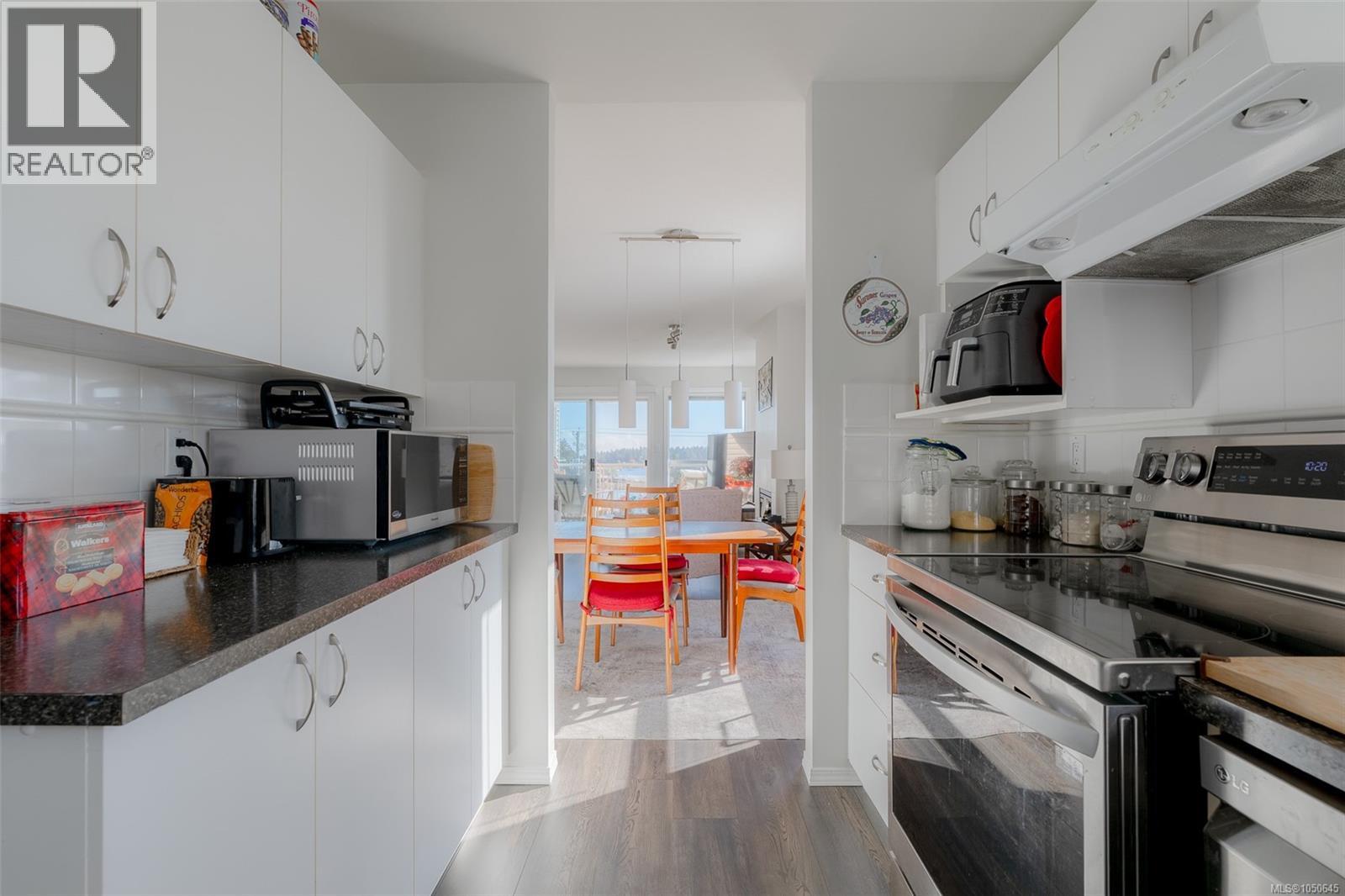 #401 355 Stewart Ave - 16