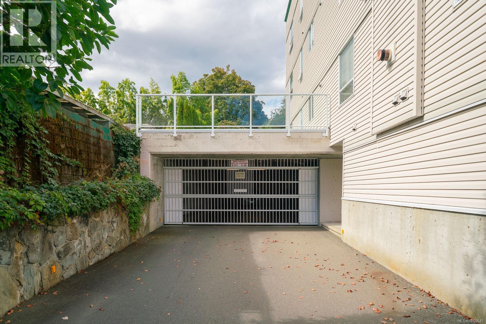 #401 355 Stewart Ave - 31
