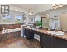 45 Royal Oak Manor Nw, Calgary, AB T3G5L6 Photo 24