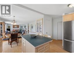 Living room - 850 Norview Road, Kamloops, BC V2B3G9 Photo 15