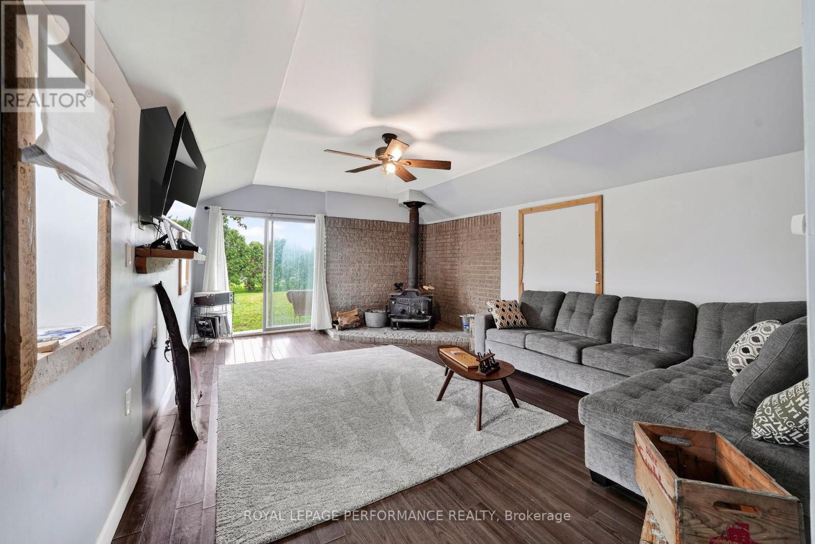 16330 FAIRVIEW DRIVE - Image 16