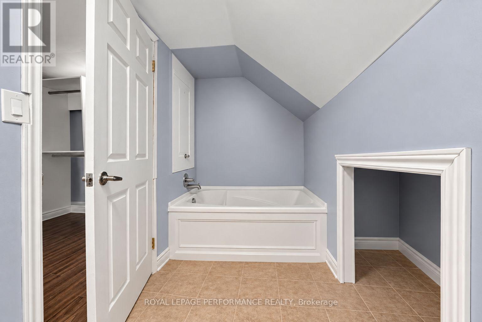16330 FAIRVIEW DRIVE - 34