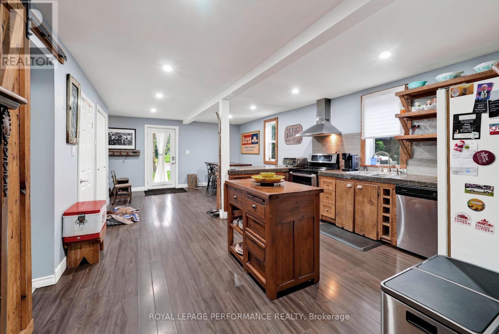 16330 FAIRVIEW DRIVE - 8