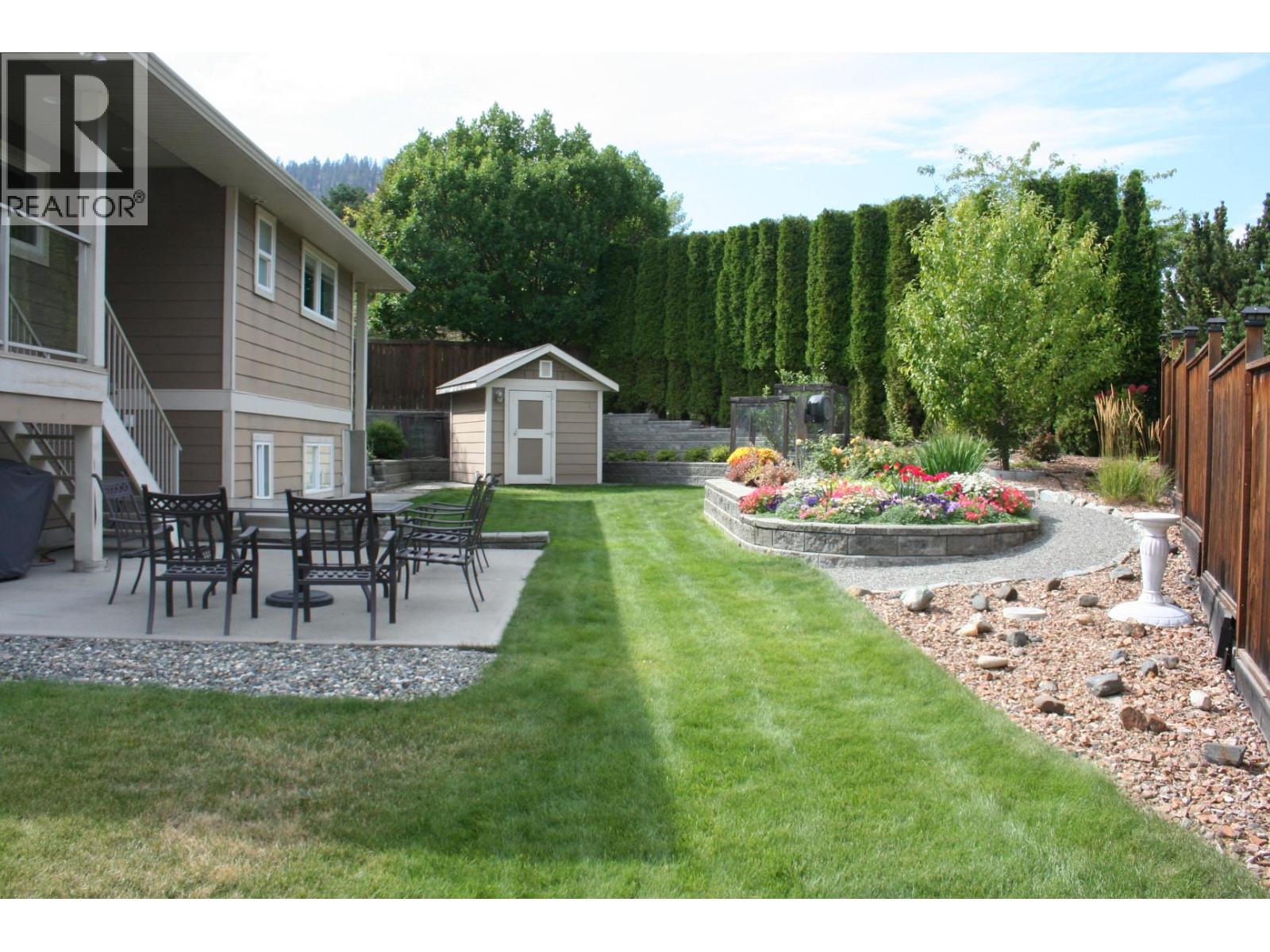 1985 Stikine Place - 30