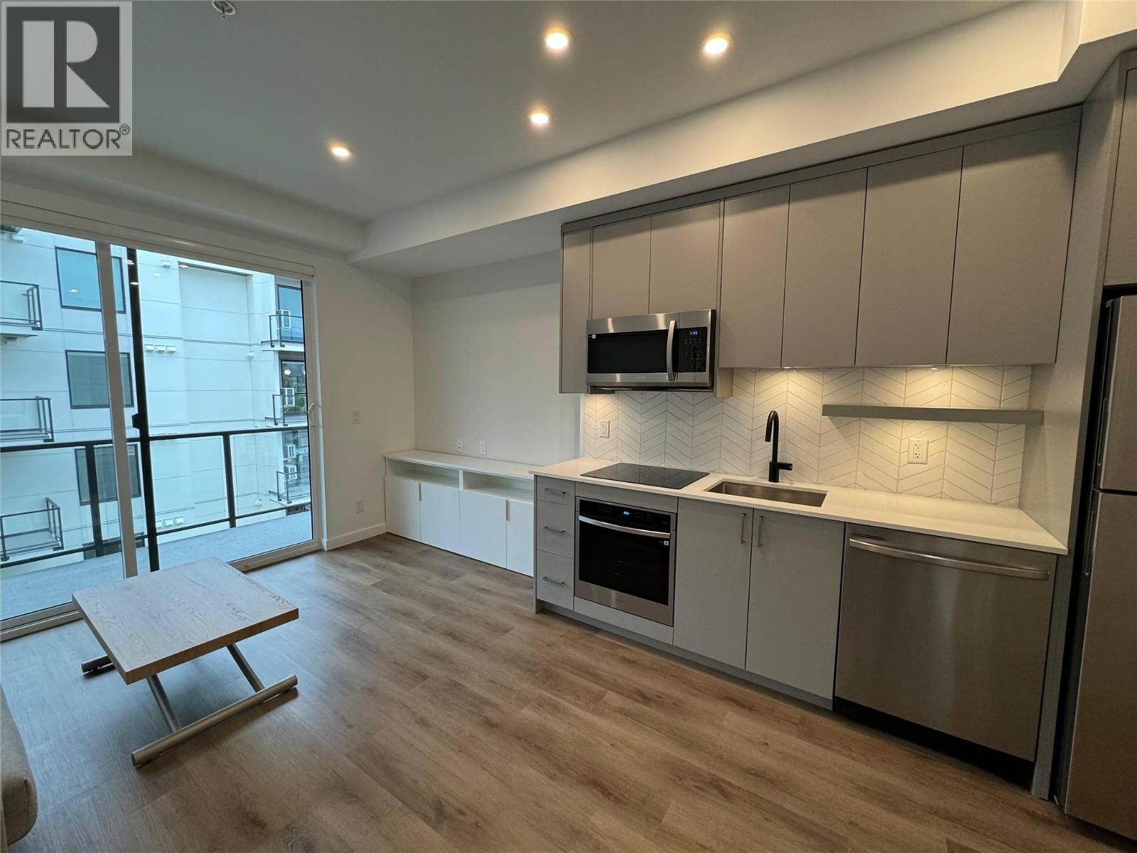 445 1274 Devonshire Avenue, Kelowna