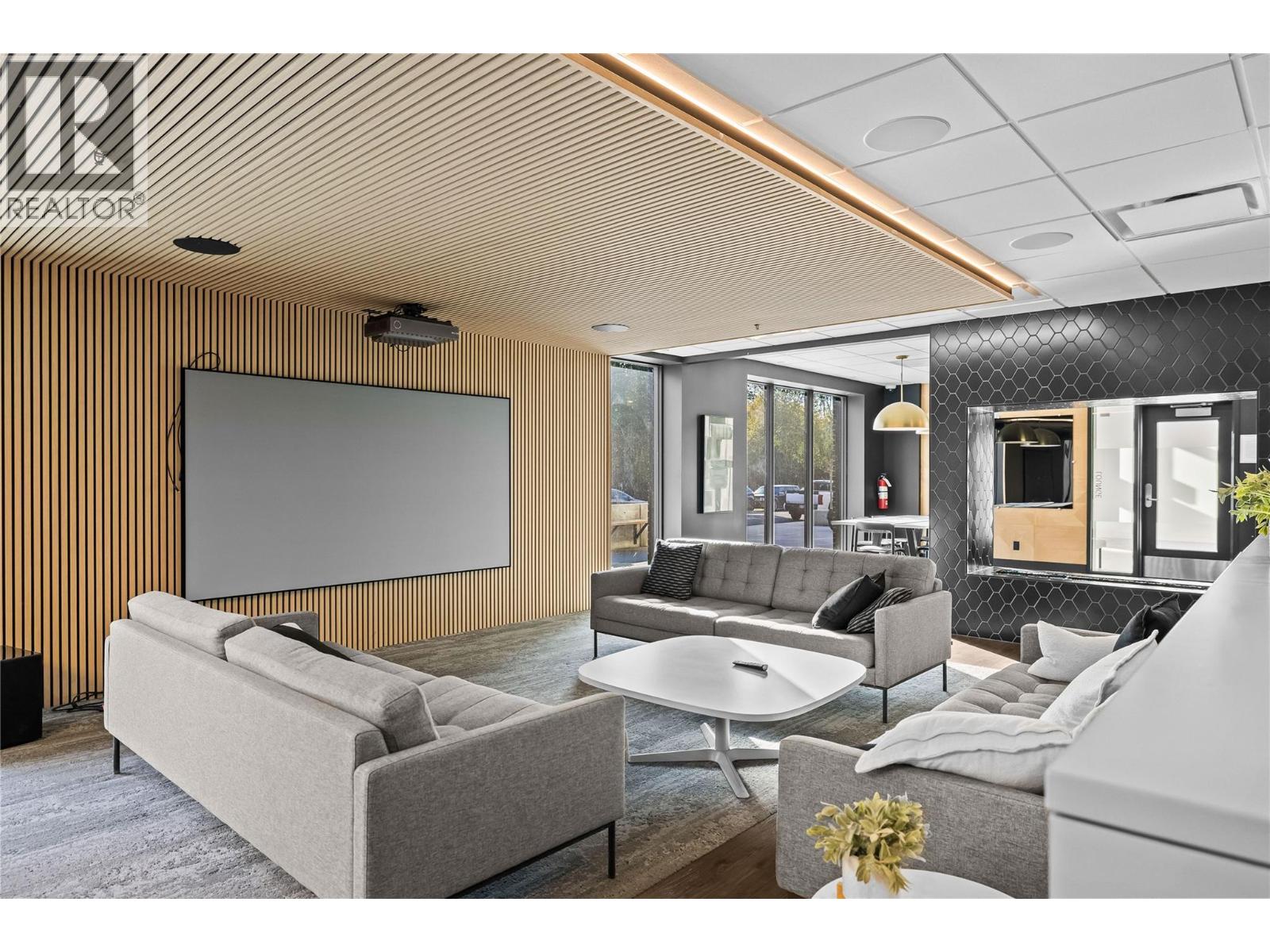 #445 1274 Devonshire Avenue - 30