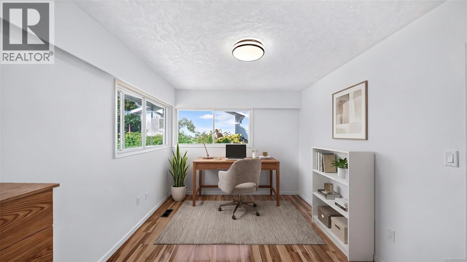  1857 Hillcrest Avenue, Saanich