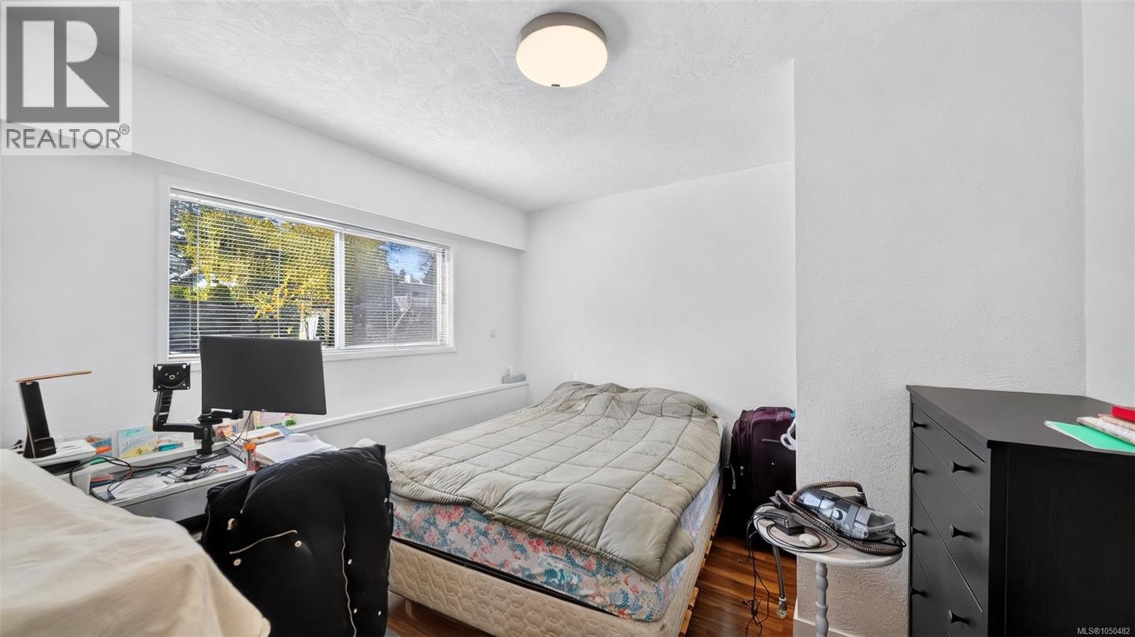 1857 Hillcrest Ave - 46