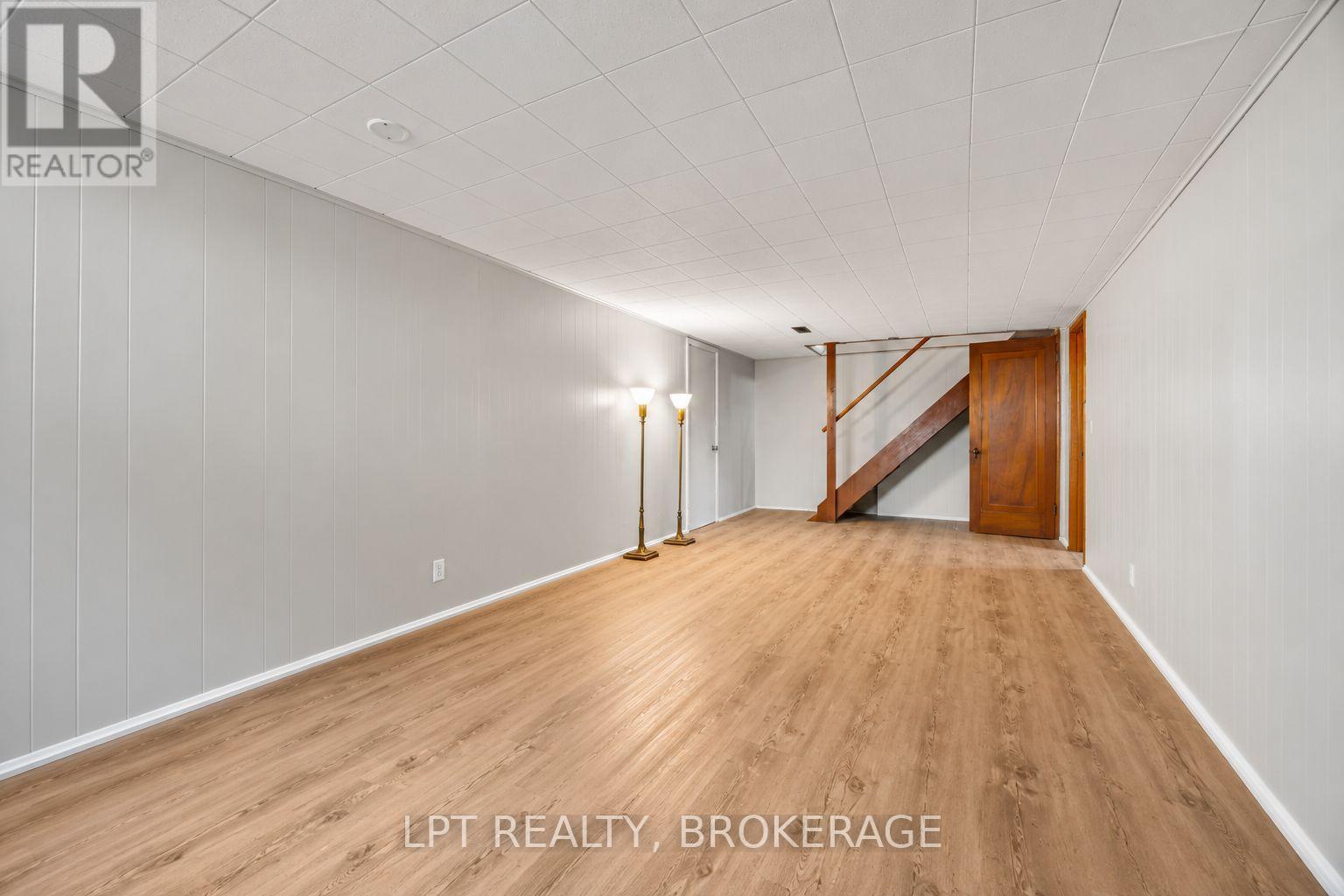 124 CAMPBELL CRESCENT - Image 28