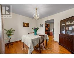 Family room - 124 Campbell Crescent, Kingston, ON K7M1Z5 Photo 9