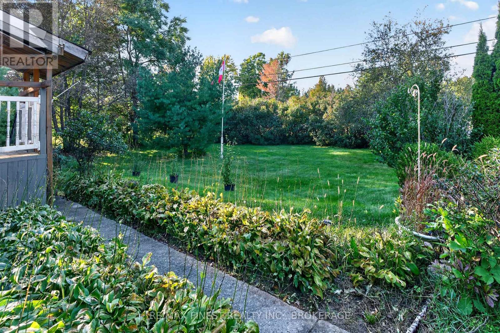 1045 MIDDLE ROAD - 6
