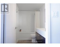 3306 - 126 Simcoe Street, Toronto, ON M5H4E6 Photo 10